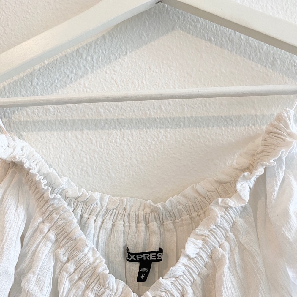 Off The Shoulder Ruffled Top - Picture 5 of 6